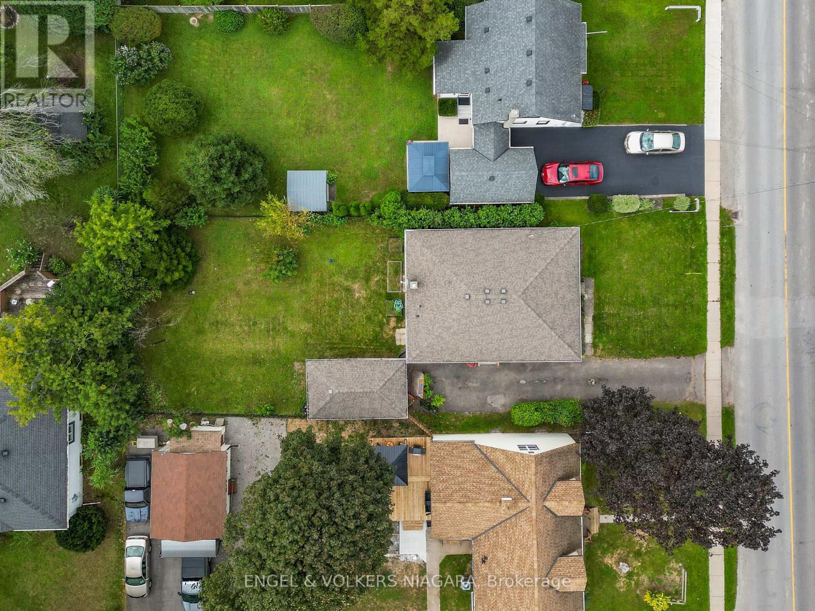6534 RIALL STREET, Niagara Falls (Stamford) — photo 8