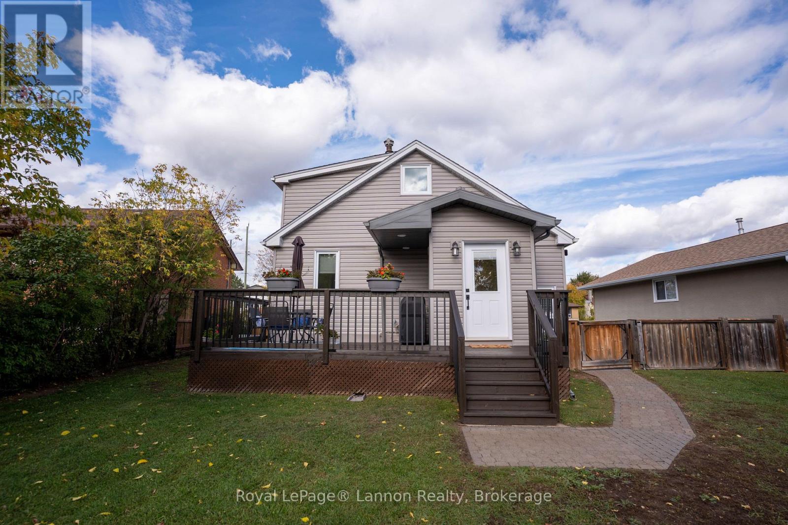 95 OSWALD STREET, Thunder Bay (Shuniah) — photo 2