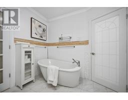 96 Highfield Road, Toronto, ON M4L2V1 Photo 23