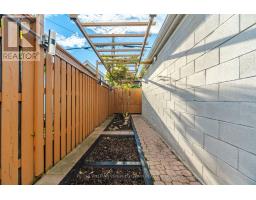 96 Highfield Road, Toronto, ON M4L2V1 Photo 45