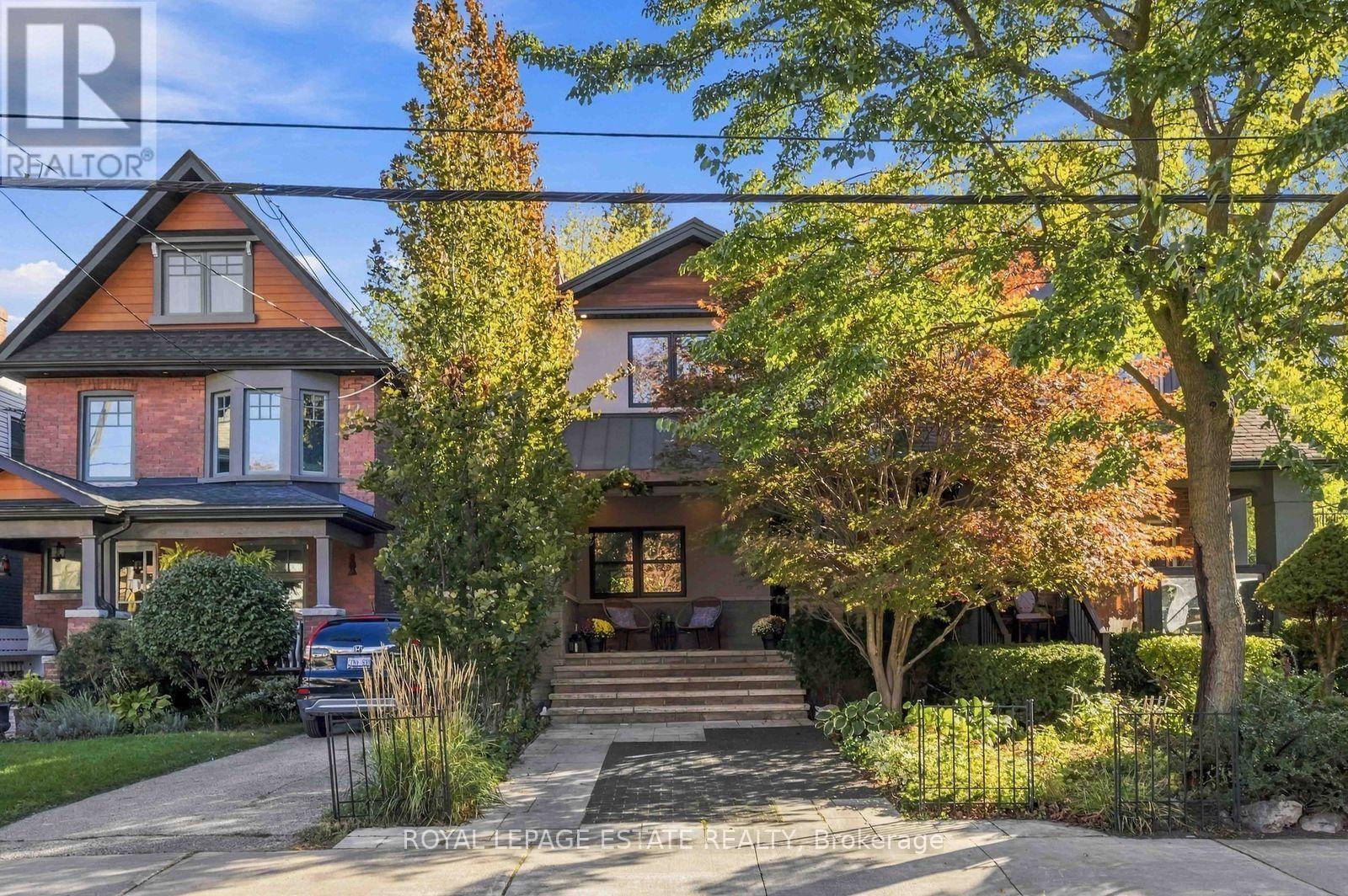 81 COURCELETTE ROAD, Toronto (Birchcliffe-Cliffside)