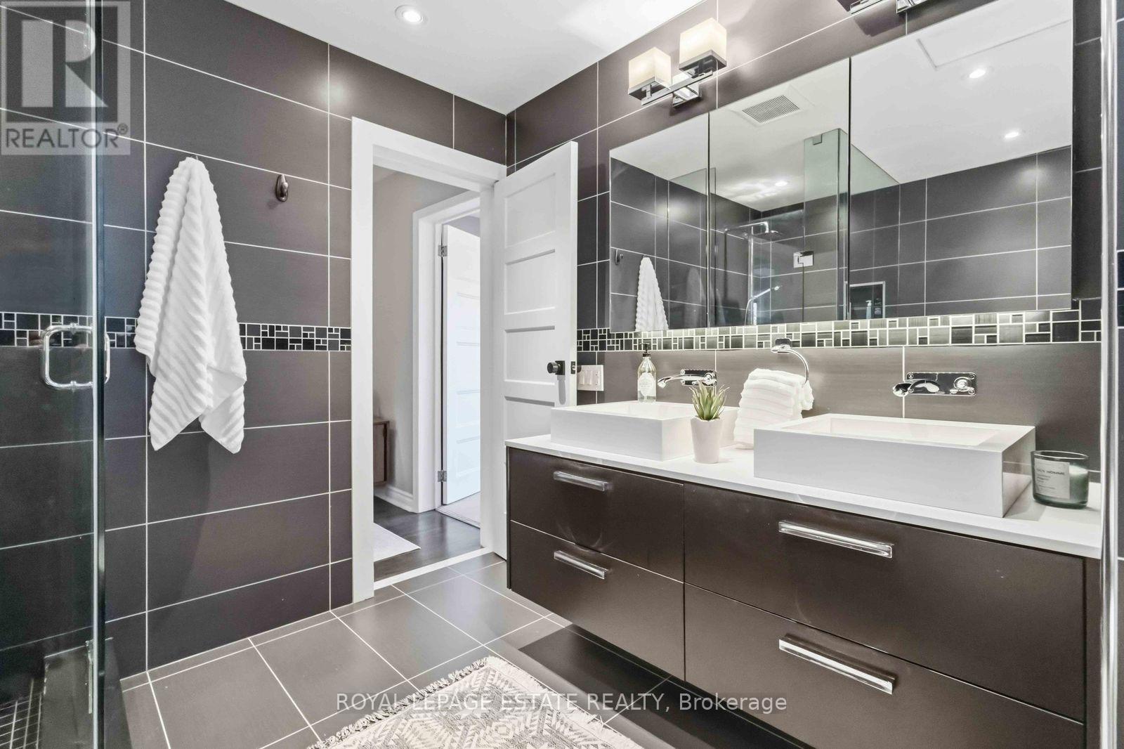 81 Courcelette Road, Toronto, ON photo 15