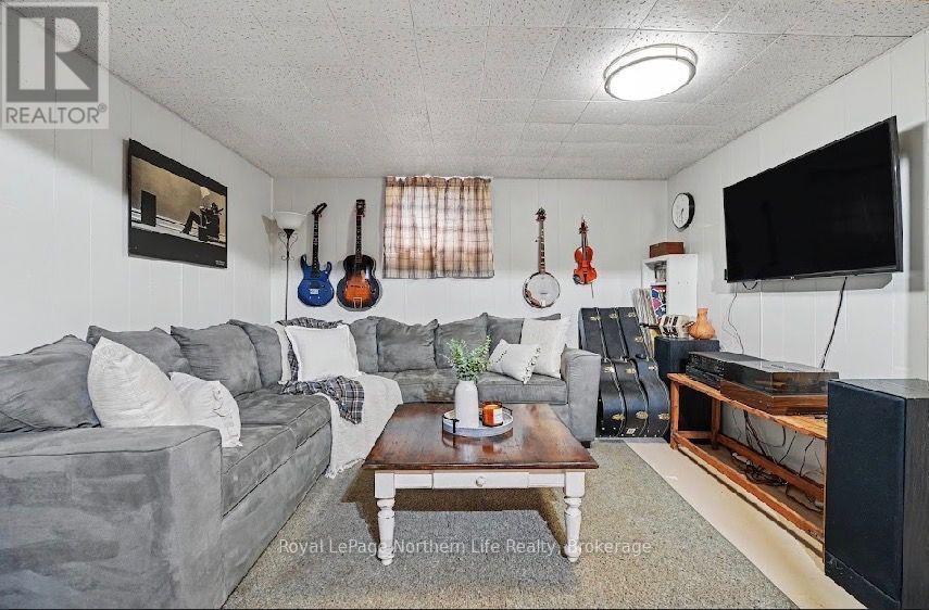57 Homestead Road — photo 13