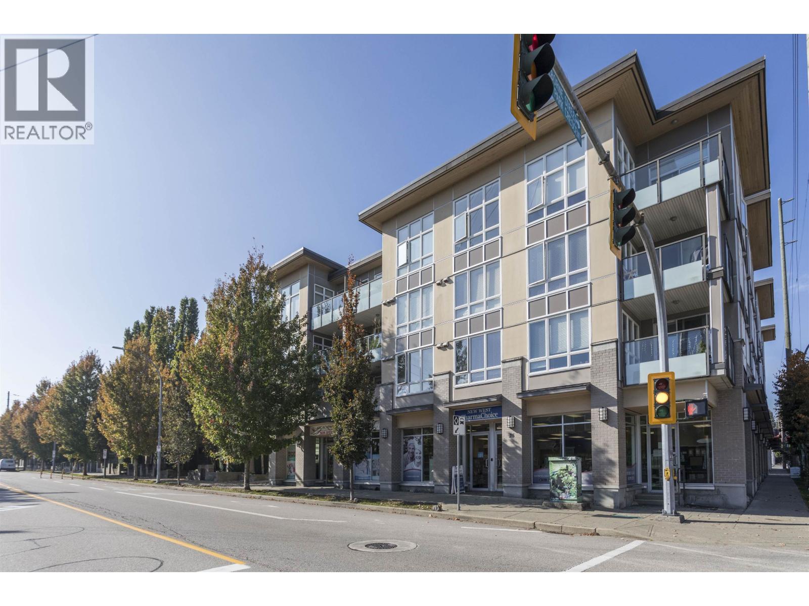 308 55 EIGHTH AVENUE, New Westminster - Image 1