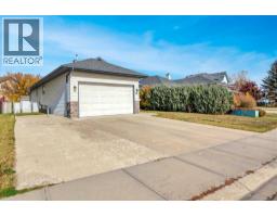 94 Parklane Drive - photo 3