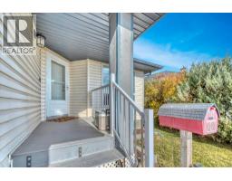 94 Parklane Drive - photo 4