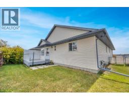 Primary Bedroom - 94 Parklane Drive, Strathmore, AB T1P1R2 Photo 8