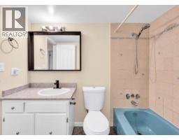 226 12170 222 Street, Maple Ridge, BC V2X8H1 Photo 11