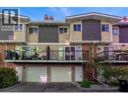 8, 643 4 Avenue NE - photo 1