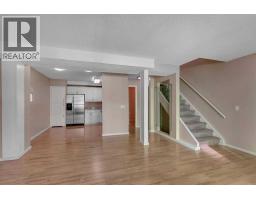 Bedroom - 8, 643 4 Avenue Ne, Calgary, AB T2E0J9 Photo 10