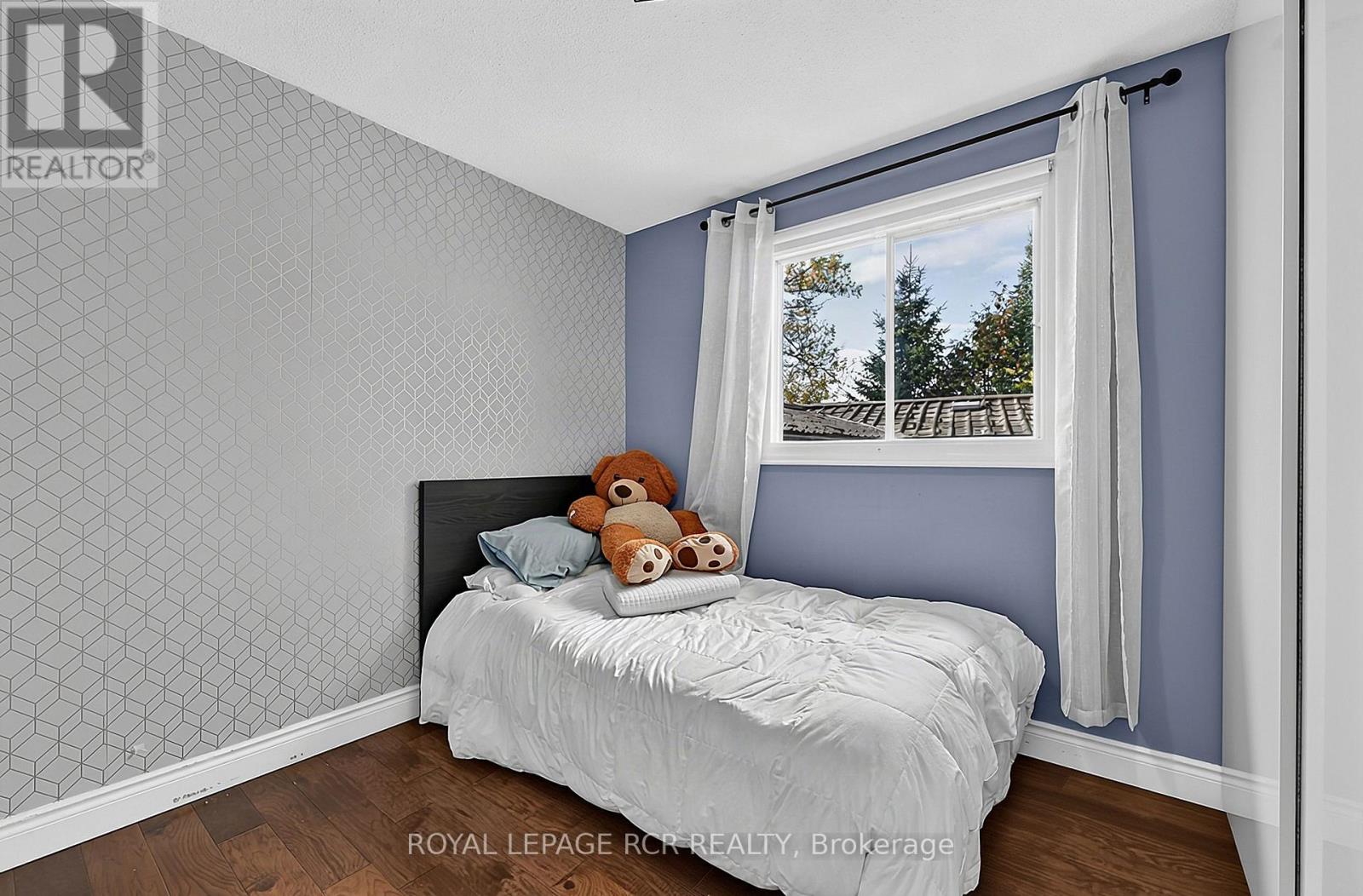 177 KING STREET S - 15