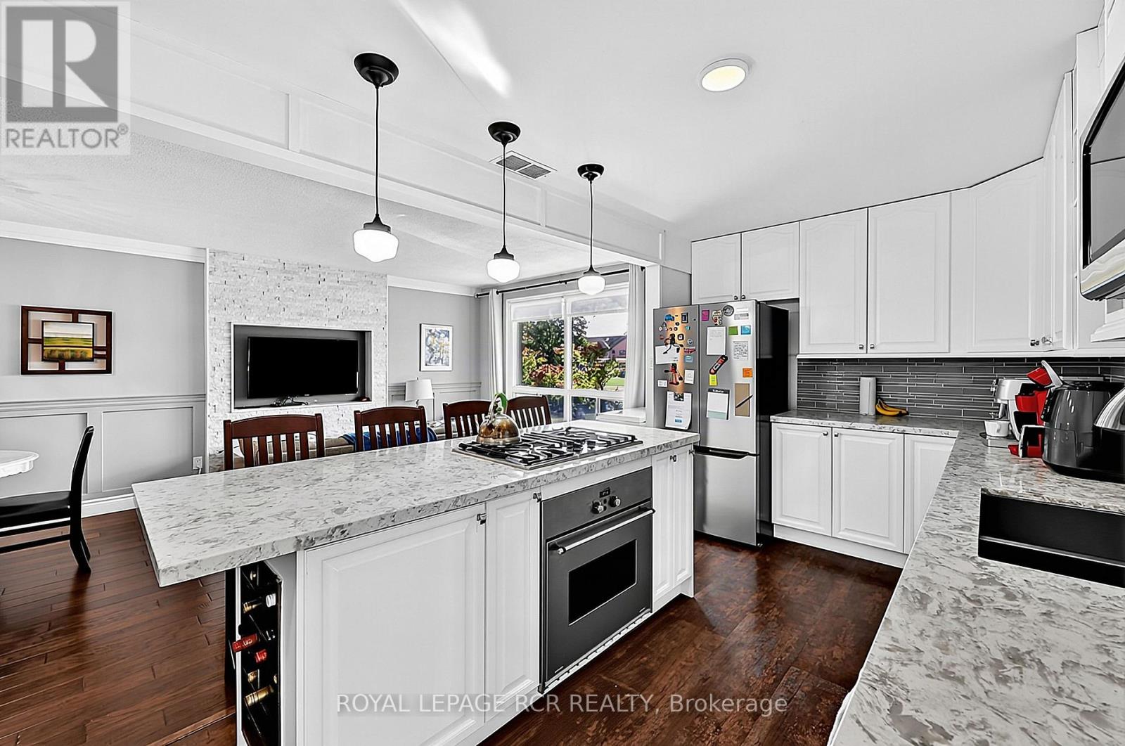177 KING STREET S - 6