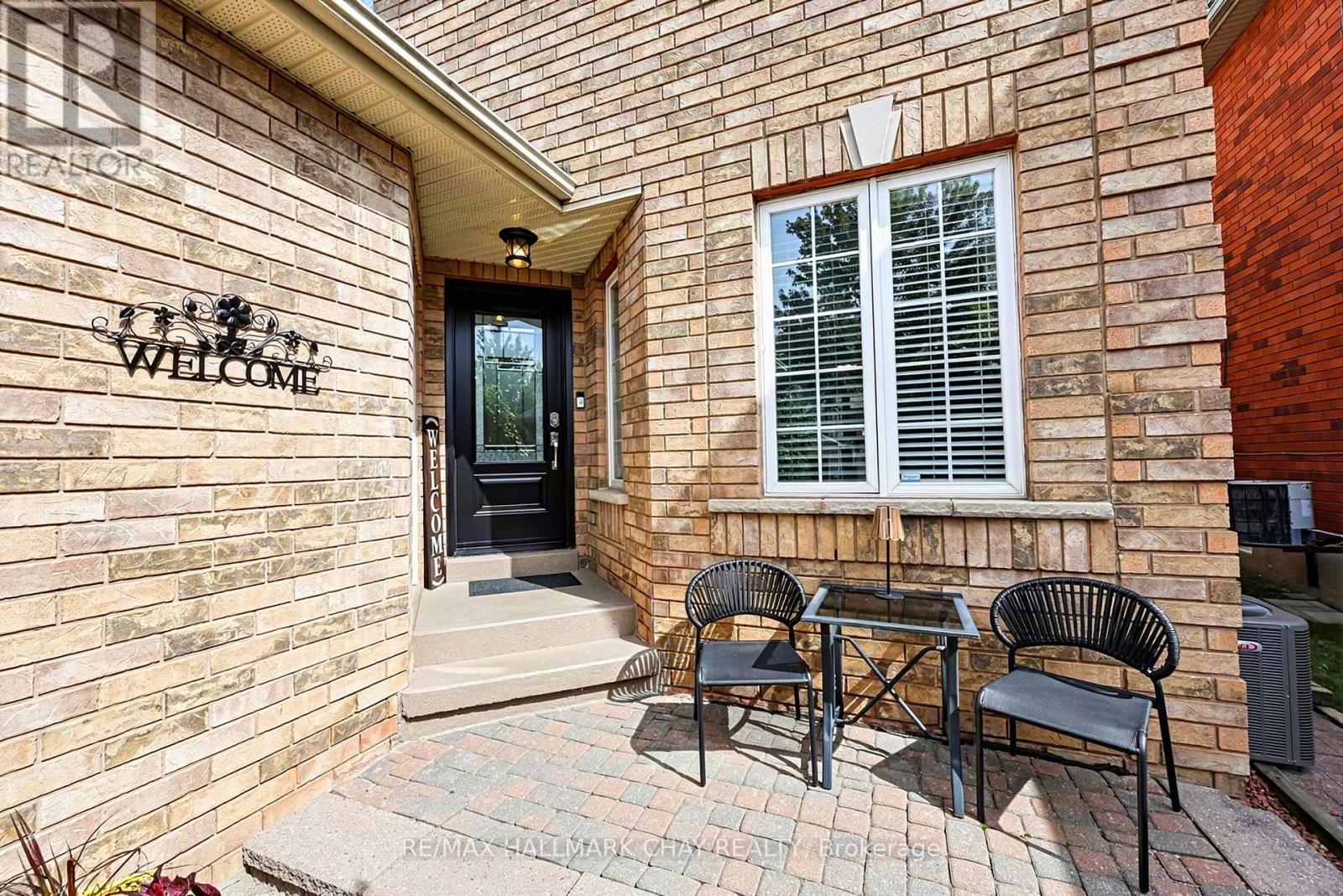 102 Noble Drive, Bradford West Gwillimbury, ON photo 24