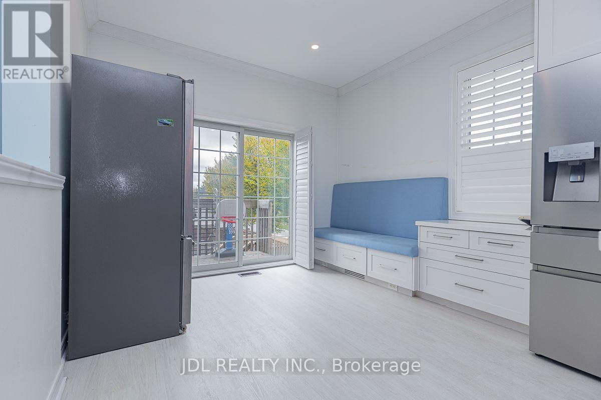 103 Herefordshire Crescent — photo 19