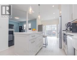 103 Herefordshire Crescent, Newmarket, ON L3X3K8 Photo 17