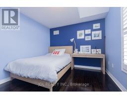 103 Herefordshire Crescent, Newmarket, ON L3X3K8 Photo 32