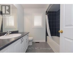103 Herefordshire Crescent, Newmarket, ON L3X3K8 Photo 35