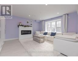 103 Herefordshire Crescent, Newmarket, ON L3X3K8 Photo 37