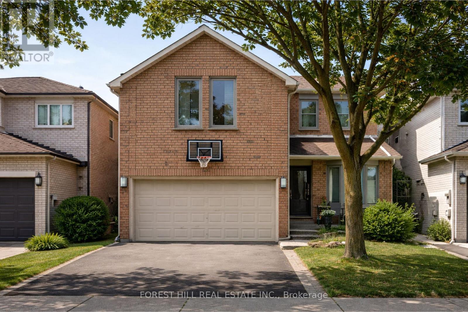 136 Esther Crescent