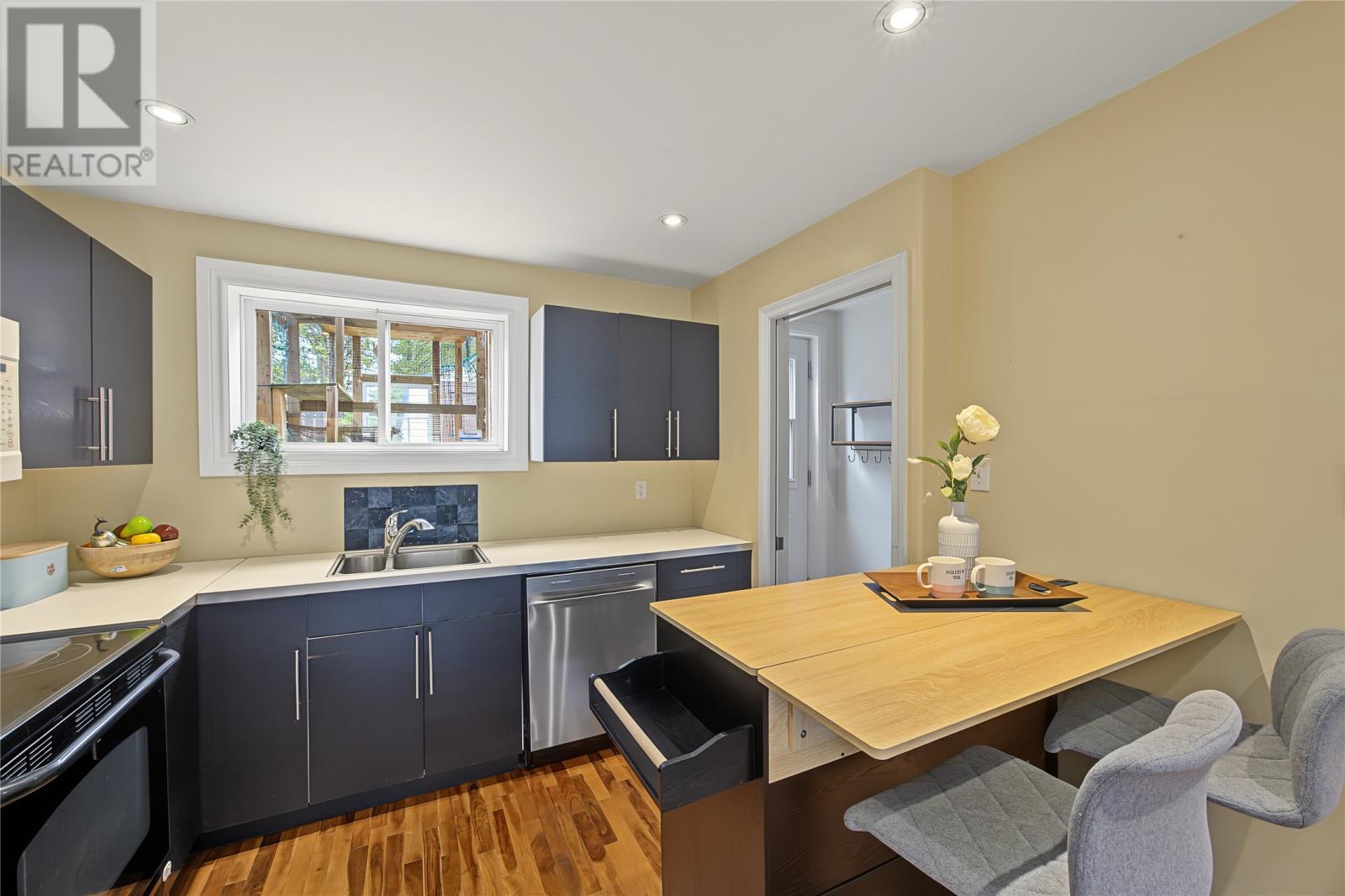 30 Scott Street - 14