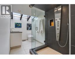 2835 W 13th Avenue, Vancouver, BC V6K2T6 Photo 28