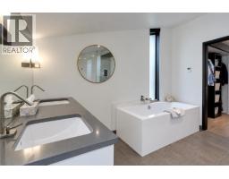 2835 W 13th Avenue, Vancouver, BC V6K2T6 Photo 34