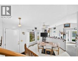 82 Riverglen Drive SE - photo 23