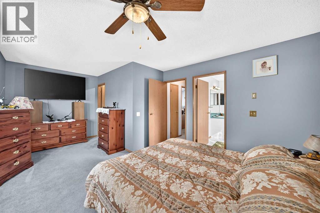 82 Riverglen Drive SE - photo 15