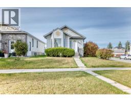 82 Riverglen Drive SE - photo 3