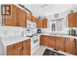 82 Riverglen Drive SE - photo 6