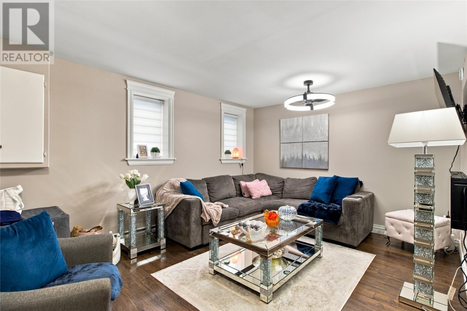 27 Glenlonan Street - 24