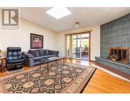 228 Jeffcoat Drive, Toronto, ON M9W3C9 Photo 18