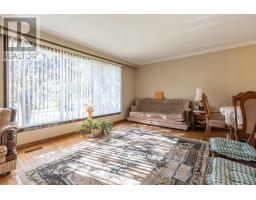 Bedroom 3 - 228 Jeffcoat Drive, Toronto, ON M9W3C9 Photo 7