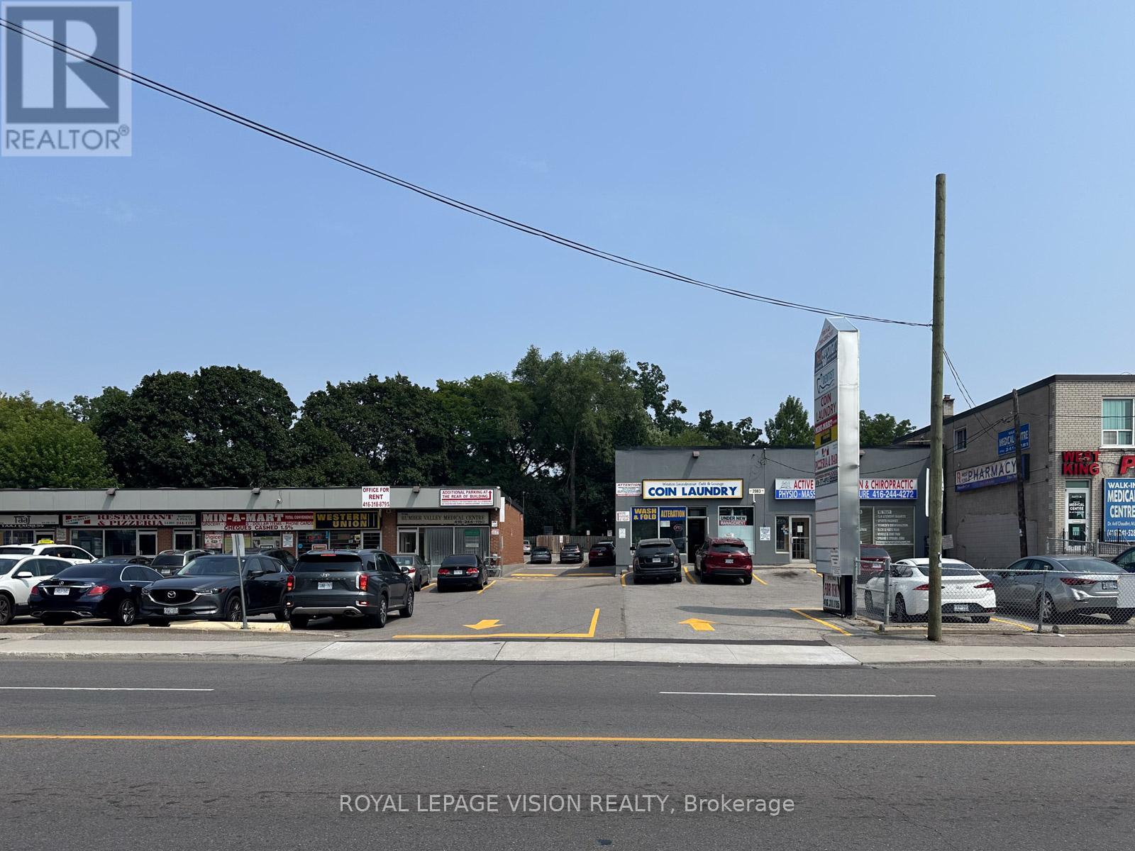 2085 Weston Road — photo 31
