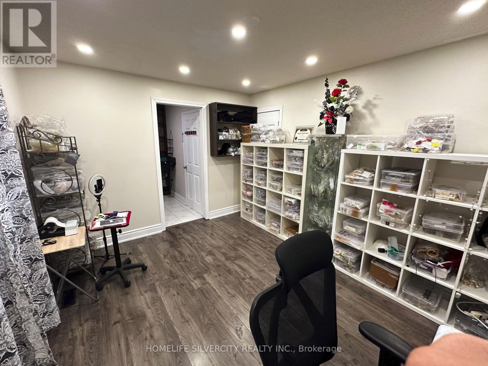 200 CONESTOGA DRIVE - 21