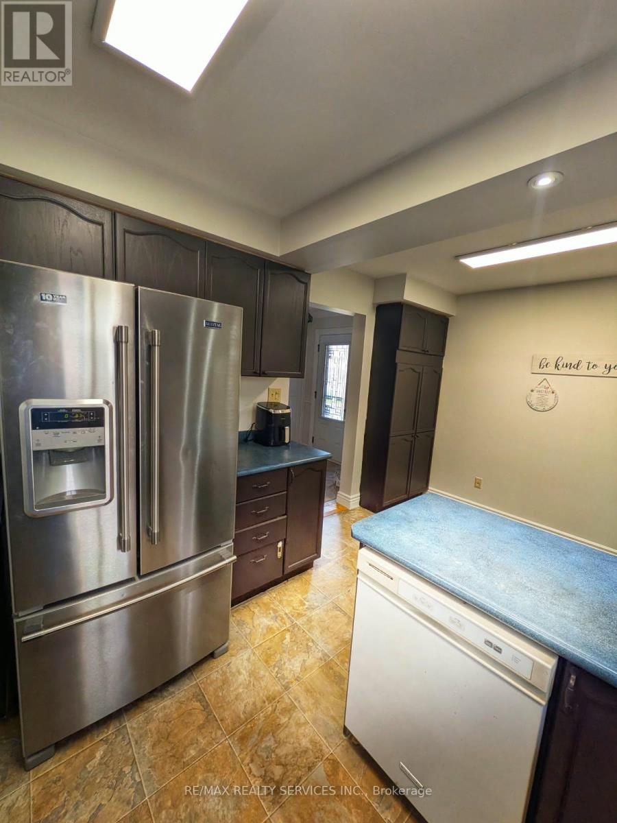 15 Climie Court — photo 16