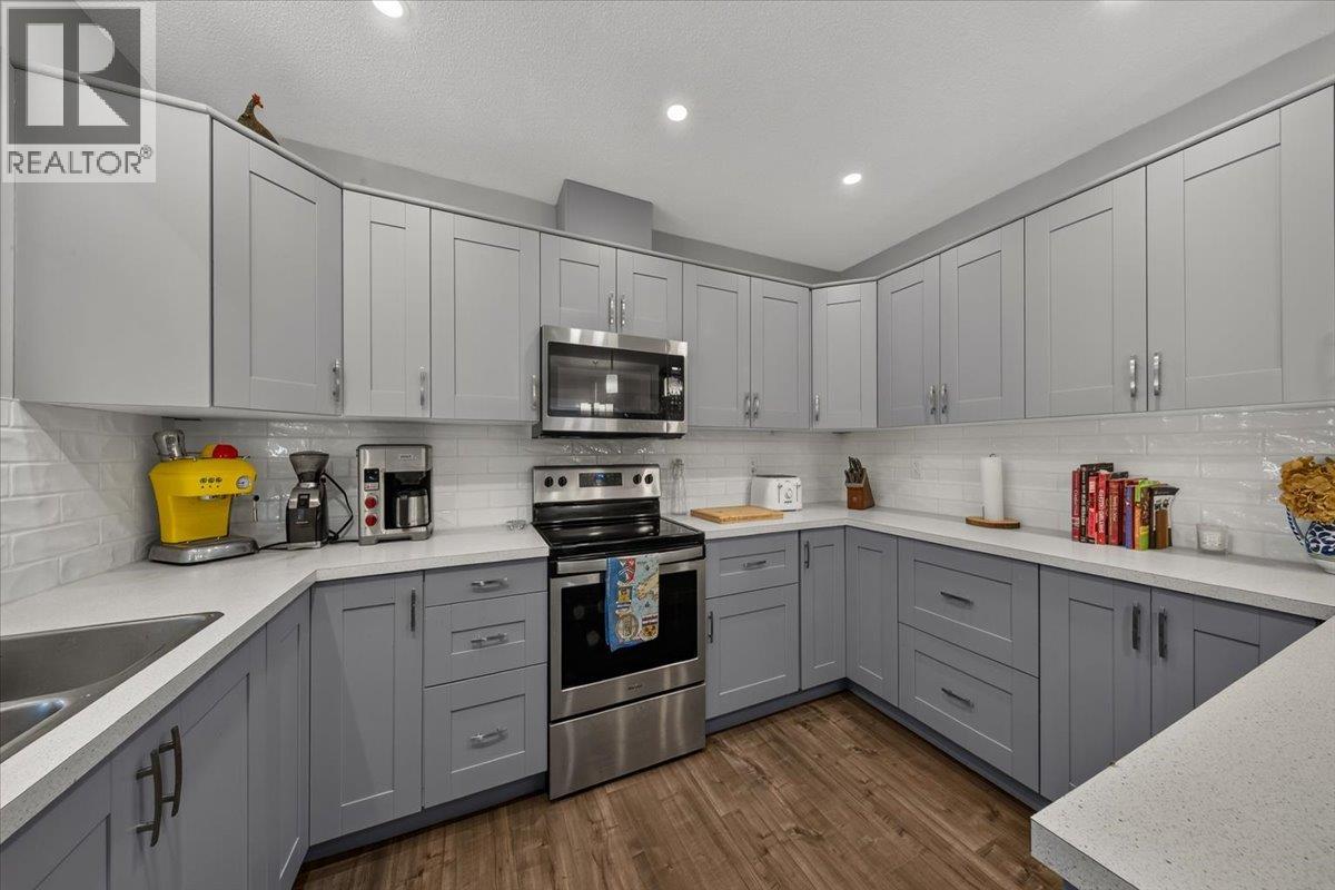 78 - 4868 Riverview Drive - 10
