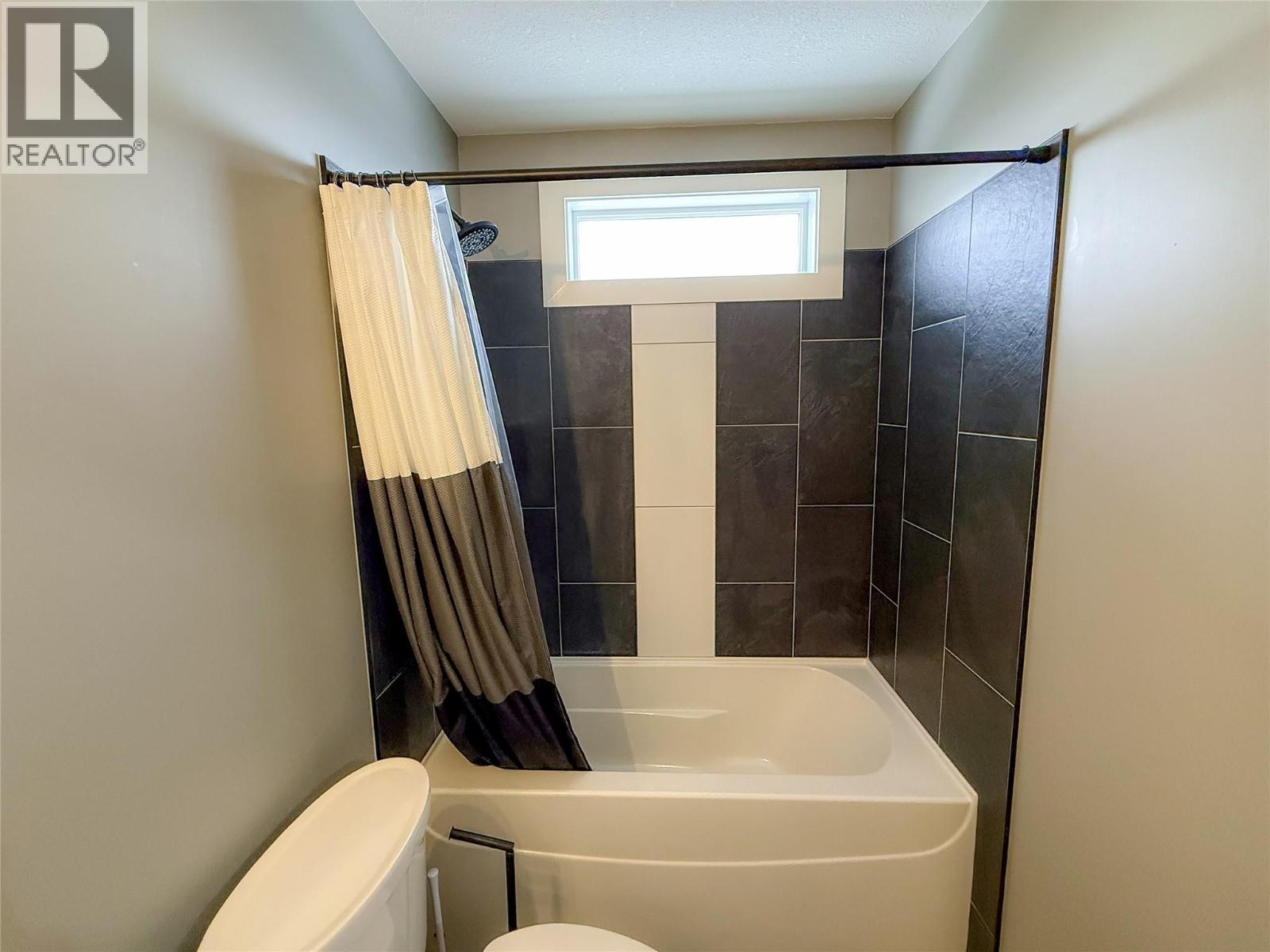 1541 / 1543 Loran Drive - 14