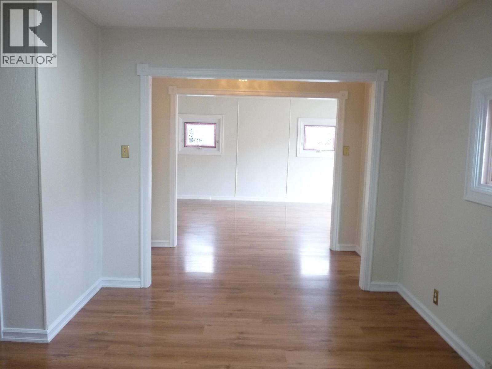 1160 Meadow Lane - 8