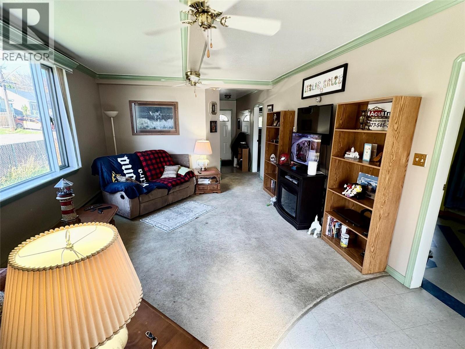 3211 35 Street - 7