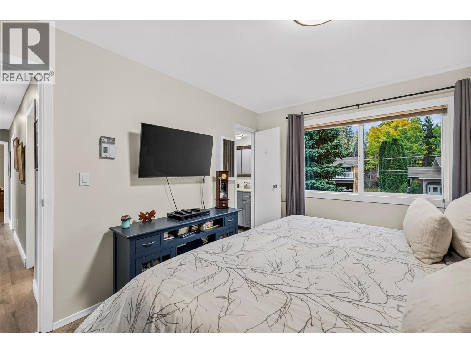 36 Mt Klauer Street - Image 42