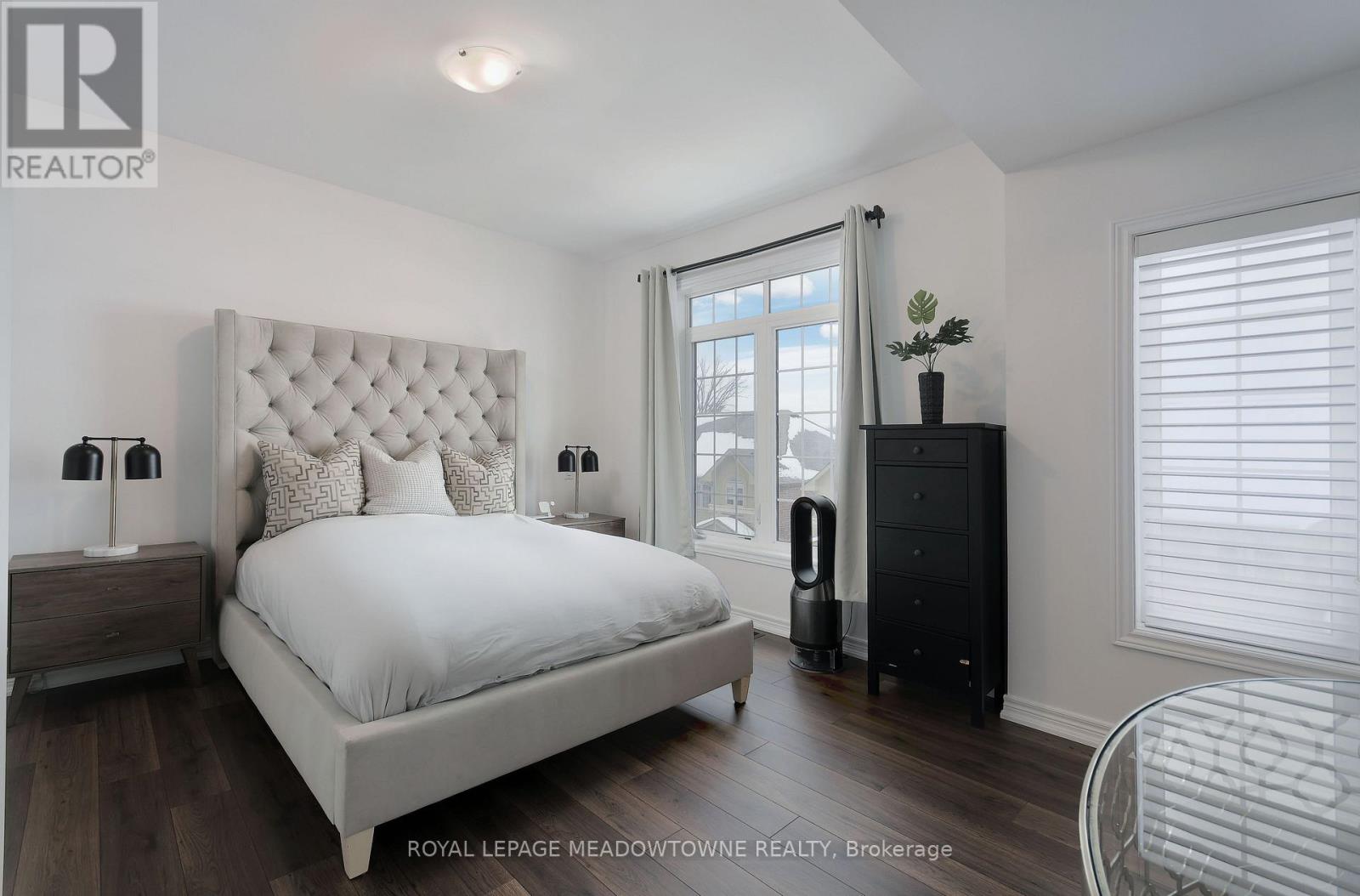 3215 William Coltson Avenue — photo 26