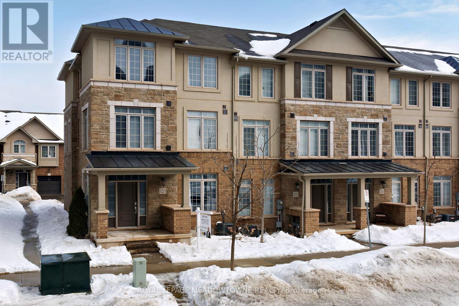 3215 William Coltson Avenue — photo 41