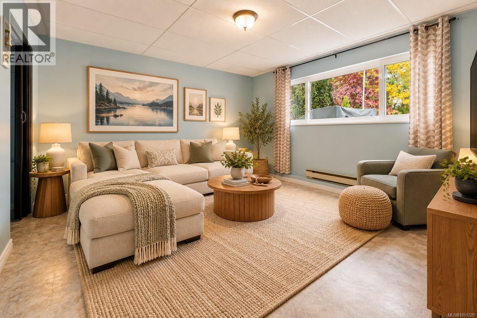  586 Normandy Road, Saanich