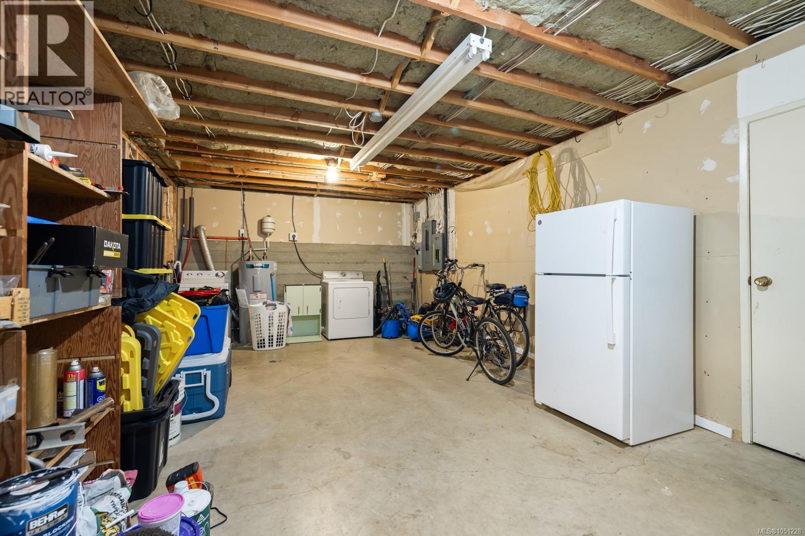 586 Normandy Rd - 33