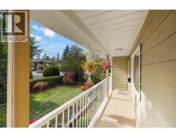 586 Normandy Rd, Saanich, BC V8Z3J2 Photo 19