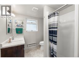 586 Normandy Rd, Saanich, BC V8Z3J2 Photo 30
