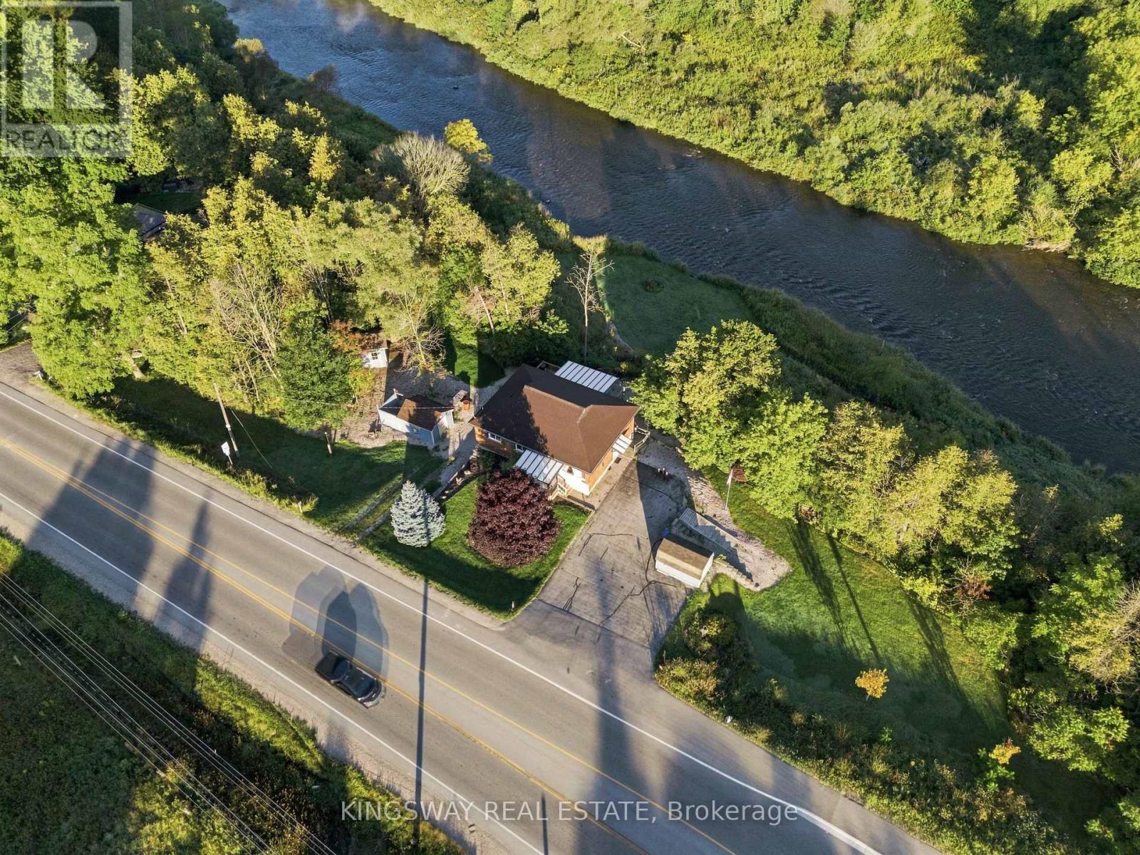 8096 Wellington Road 18 Road North — photo 42