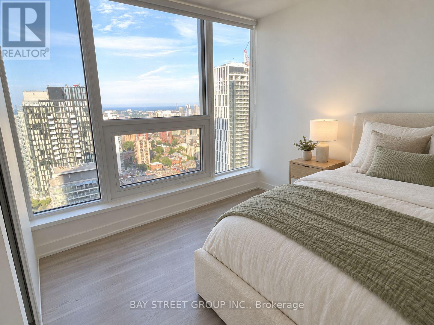 8 Wellesley Street West — photo 12