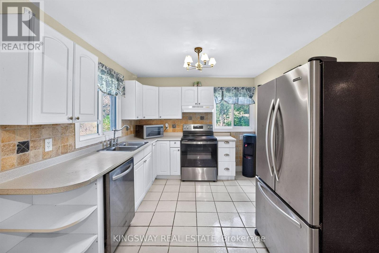3934 Lakeview Road, Innisfil, ON photo 17